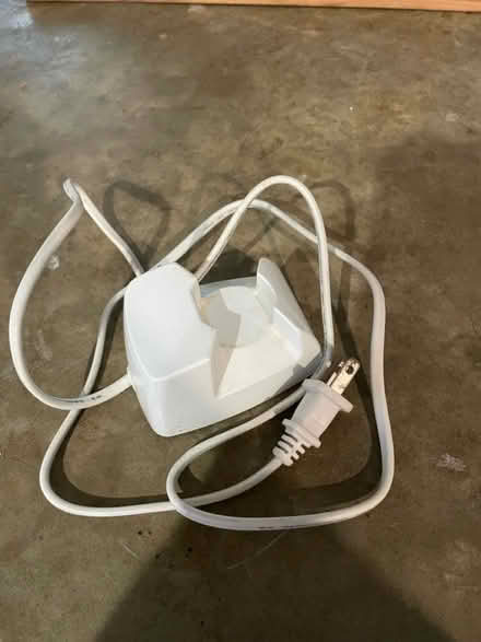 Photo of free sonicare toothbrush chsrger (El Camino/shoreline/Miramonte) #1