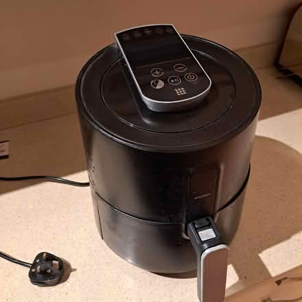Photo of free Lakeland 8 Years Old Air Fryer (Bowerham LA1) #1