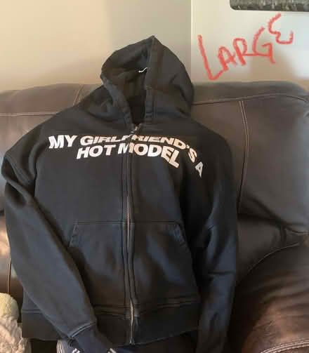 Photo of free Men’s hoodies (Gardena) #2