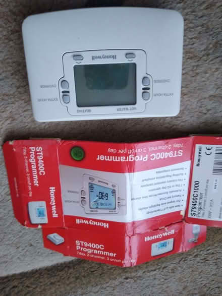 Photo of free Honeywell Programmer (DA12) #1
