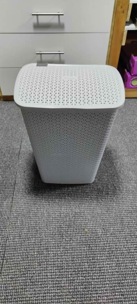 Photo of free Clothes basket (birstall LE4) #1