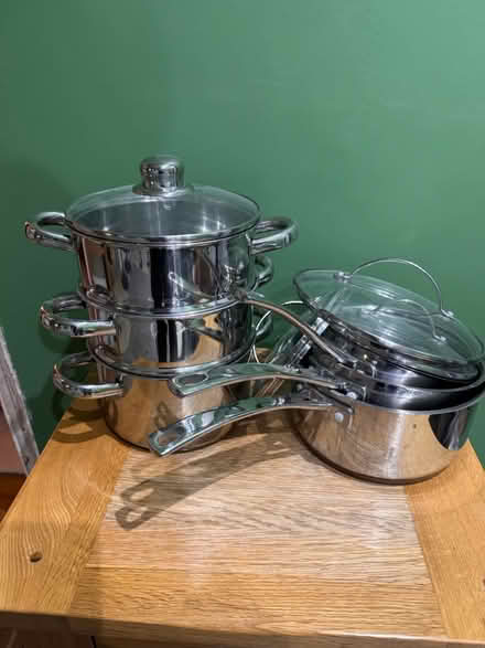 Photo of free 3 saucepans & steamer (Kidderminster DY11) #1
