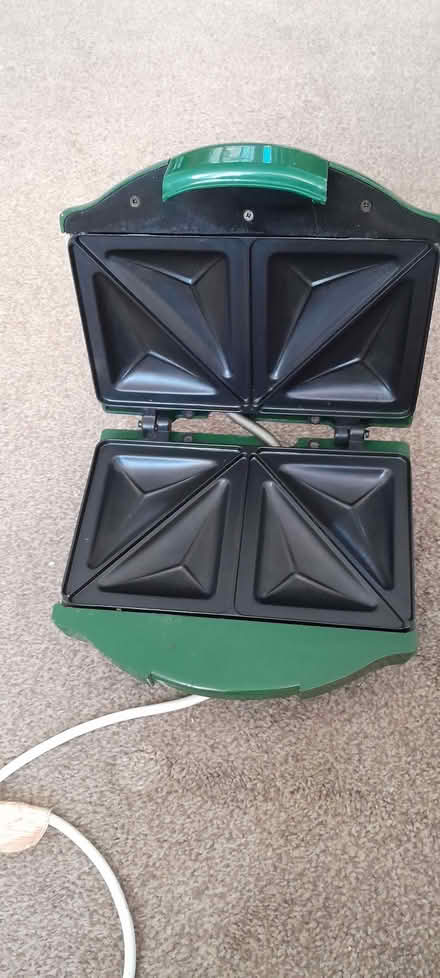 Photo of free Sandwich toaster (Goodmayes IG3) #2