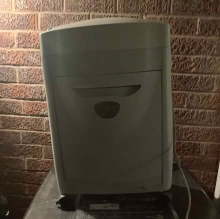 Photo of free Electric Paper Shredder (Wistaston CW2) #1