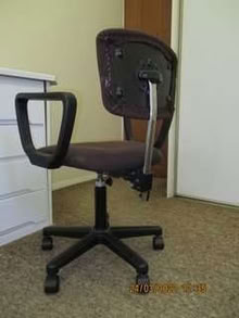 Photo of free brown swivel chair (IP9) #2
