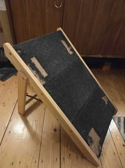 Photo of free folding pet slope/steps (Central Reading RG1) #3