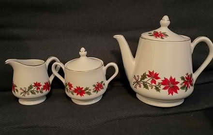 Photo of free Christmas tea set (Alta vista / riverside) #2