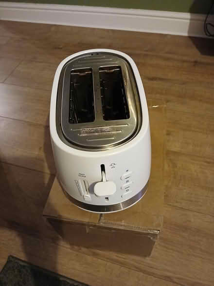 Photo of free 2 slice toaster (reddish SK5) #3
