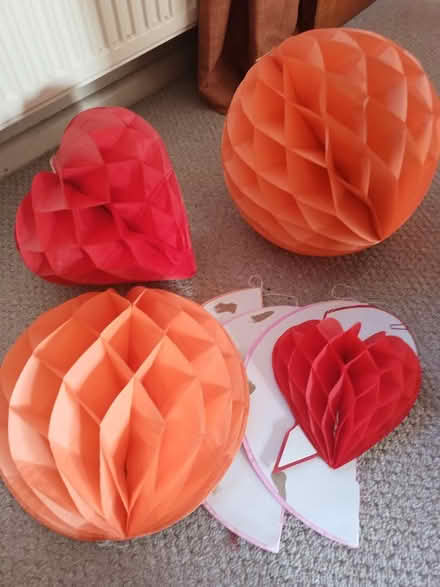 Photo of free Paper decorations (Sidley TN40) #1