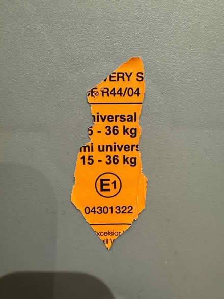 Photo of free Children’s booster seat - 15-36KG (Enfield, EN2) #4