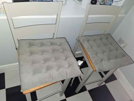 Photo of free 4 bar stools with cushions (Douglas) #1