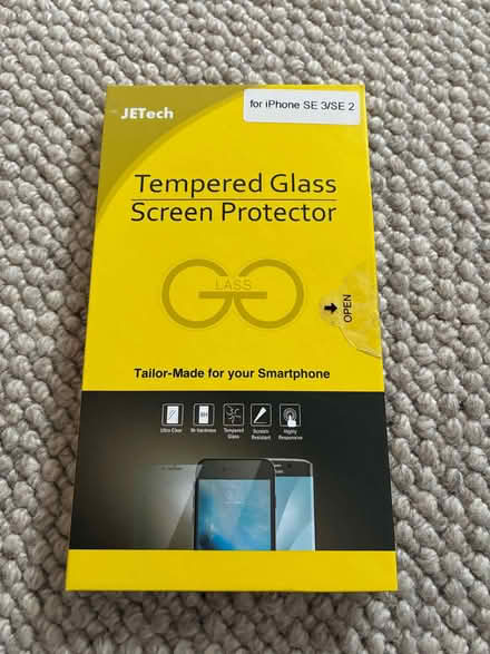 Photo of free Screen protector for iPhone SE 3/SE 2 (Rodmell BN7) #1