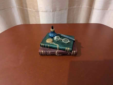 Photo of free Bookish paperweight (Fanwood) #2