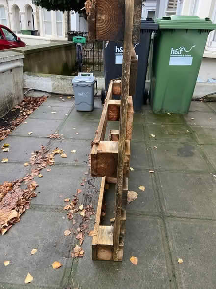 Photo of free wooden pallet (W12) #2