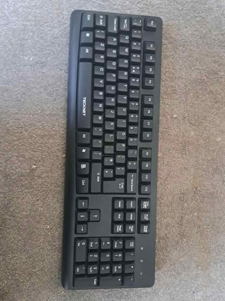 Photo of free Wireless keyboard and mouse (Bonnyrigg EH19) #2