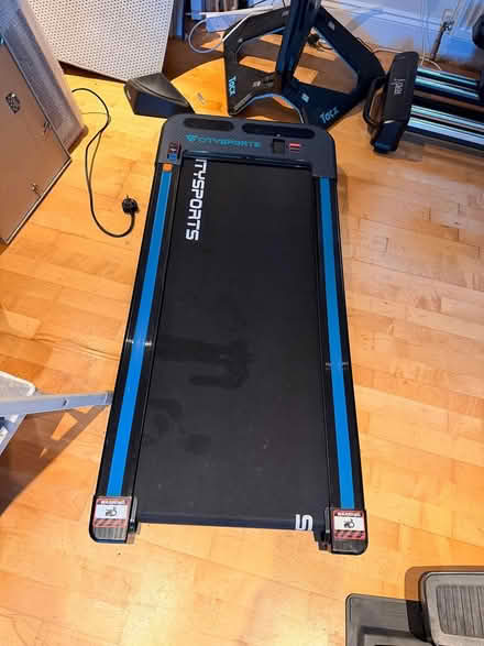 Photo of free Standing/desk treadmill (Rg9 Binfield Heath) #1