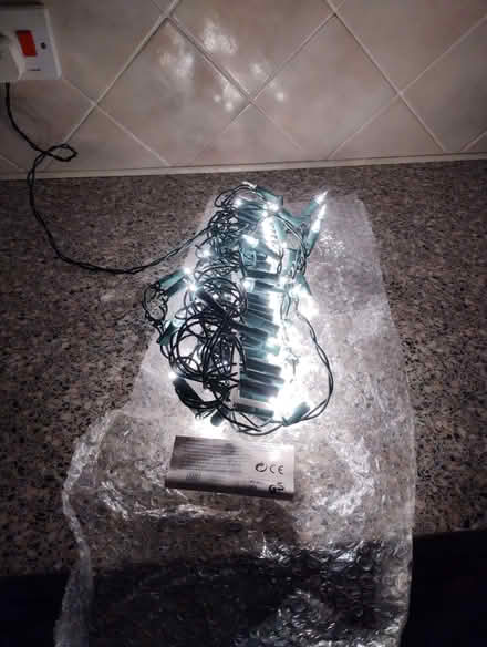 Photo of free Indoor Lights that are mins powered and do work! (Peasedown St John CP) #2