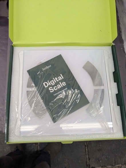 Photo of free Digital scales (Kendal LA9) #2