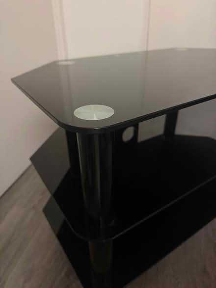 Photo of free black glass TV stand (Pimlico SW1P) #3