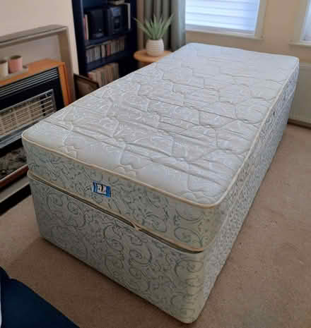 Photo of free Single Divan Bed With Drawers (CT19) #1