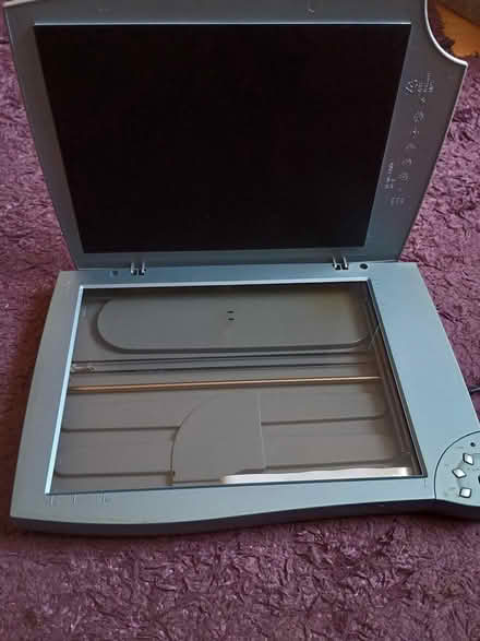 Photo of free Old flatbed PC scanner (Deeside CH5) #1