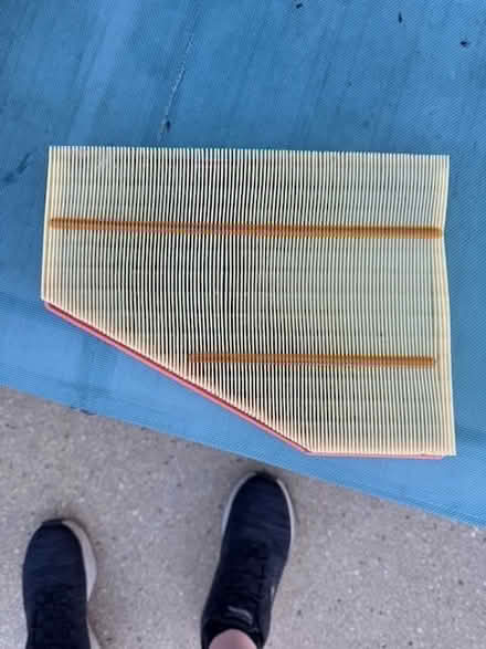 Photo of free Engine Air Filter 5k miles of use (Courts of Four Seasons) #2