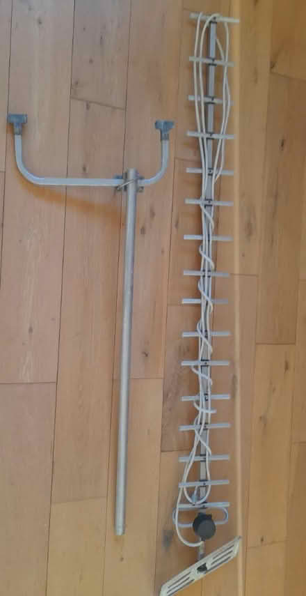 Photo of free tv aerial & stand (West Kirby) #1
