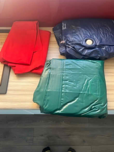 Photo of free 3 Air beds (Beadlow near clophill) #1