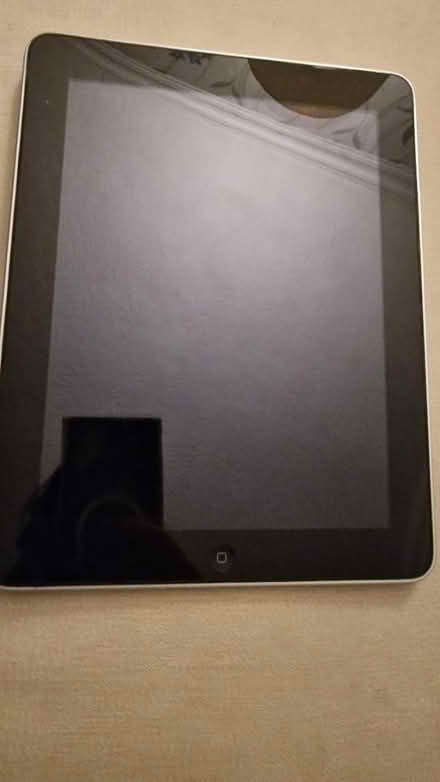 Photo of free Old iPad (Kirk Hallam DE7) #1