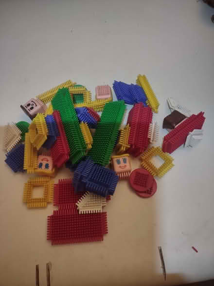 Photo of free box of toys - toddler age (Honey Hall BS49) #2