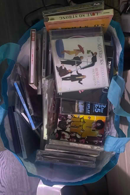 Photo of free CD’s Large Bag (Woodhouse S13) #1