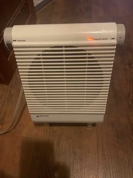 Photo of free Electric heater small- Cooksvilles (l5b) #1