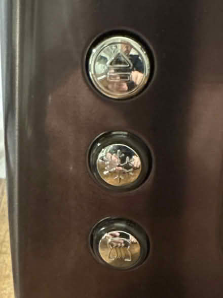 Photo of free functioning toaster (EH3 Warriston) #2