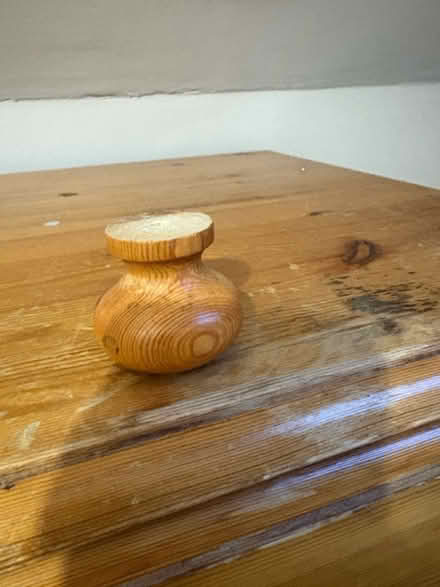 Photo of free Tall chest of drawers (SE25 selhurst) #3