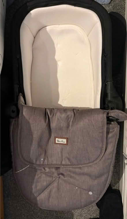Photo of free Silver Cross Pushchair & Carrycot (South Stifford RM16) #2