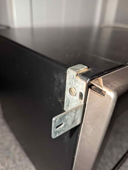 Photo of free Microwave (burmantofts LS9) #2