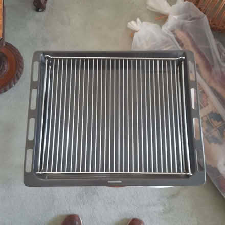 Photo of free Large grill pan (Hampstead NW3) #1