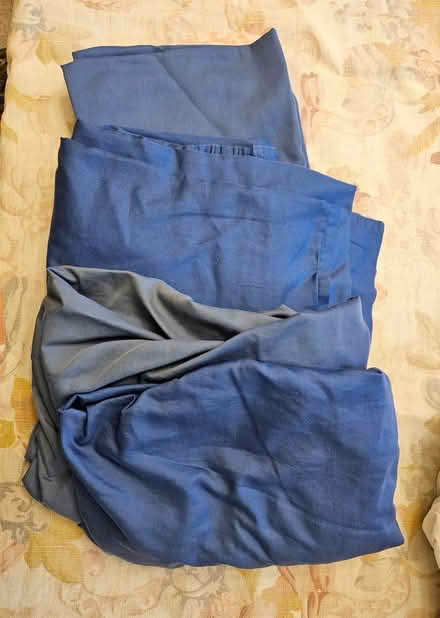 Photo of free Twin sheet set (Wallingford) #1