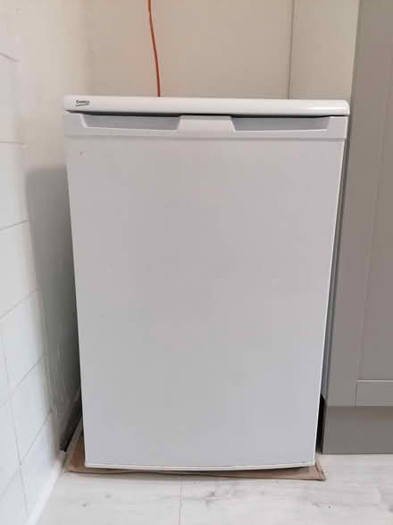 Photo of free Fridge in good working condition (West Croydon) #1