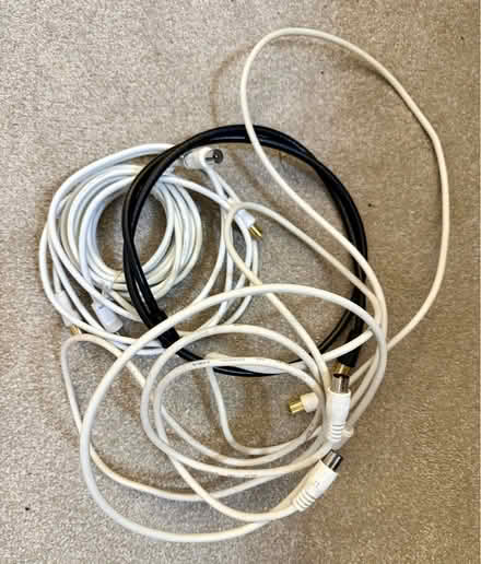 Photo of free 3 Television Aerials (Chipping Barnet EN5) #1