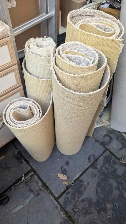 Photo of free Used carpet (and underlay) (Bagshot GU19) #1
