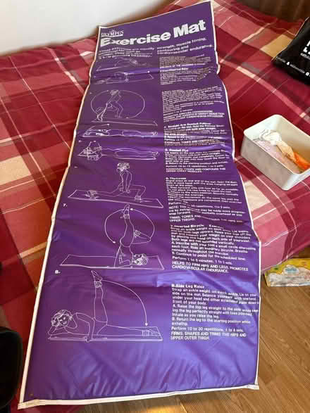 Photo of free Exercise Matt and green bag (N4 1HG) #1