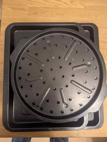 Photo of free Baking and pizza trays (Northolt UB5) #1