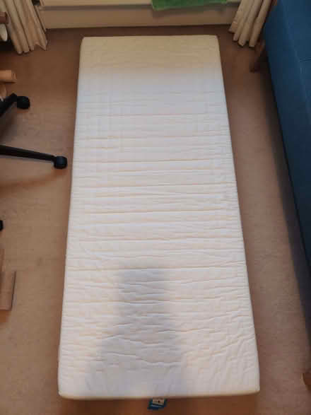 Photo of free Child bedding (Temple Fortune NW11) #1