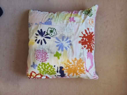 Photo of free Cushion (Temple Fortune NW11) #1