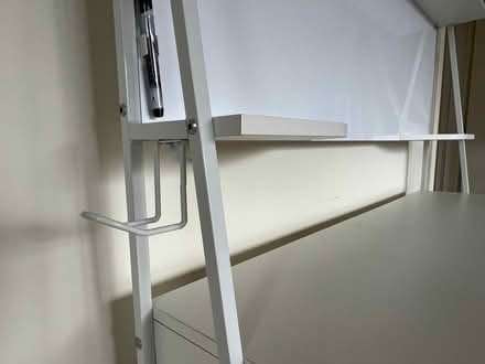 Photo of free White desk (Upper Clapton E5) #2