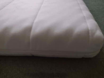 Photo of free memory foam mattress (Polwarth EH11) #4
