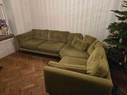 Photo of free Green corner sofa (Earlsfield SW18) #3