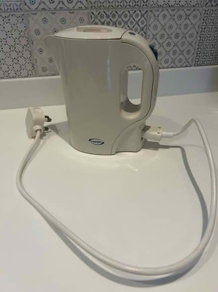 Photo of free Tecell bychan/ small electric kettle (Tregarth LL57) #1