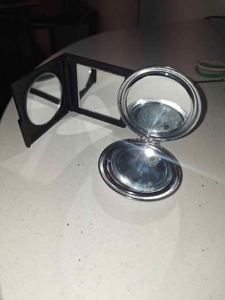 Photo of free 2 little handbag mirror compacts (Malvern Link WR14) #1